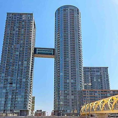 Deluxe Suite Toronto Eksteriør bilde