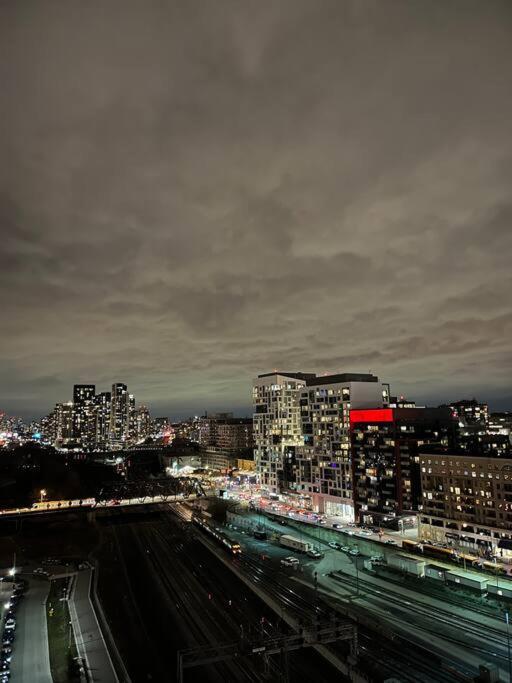 Deluxe Suite Toronto Eksteriør bilde